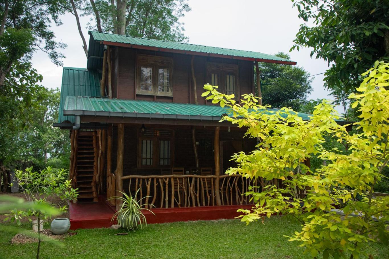 Thought Blooming Hotel Udawalawe Ngoại thất bức ảnh