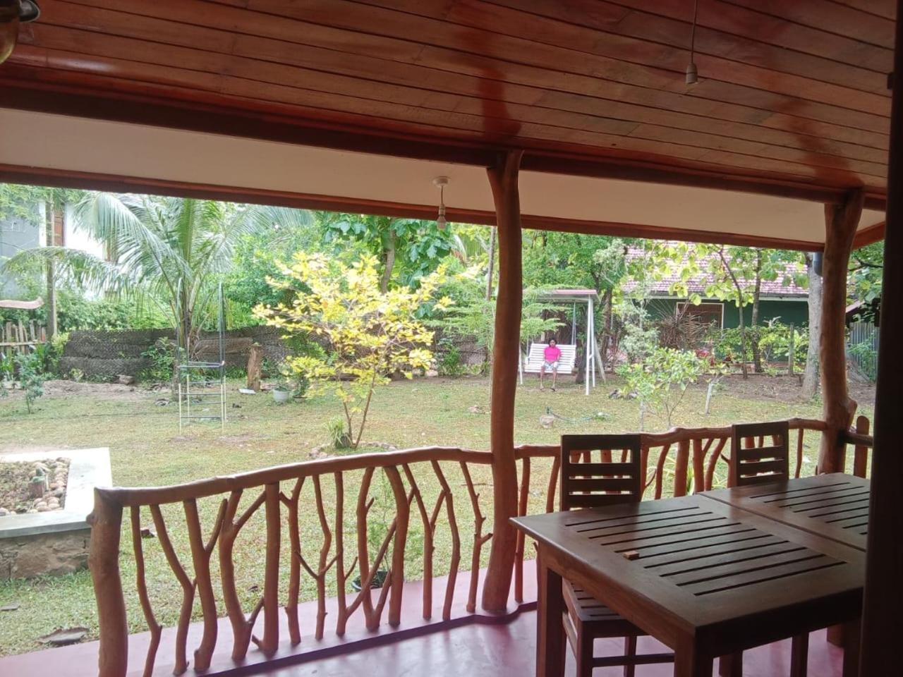 Thought Blooming Hotel Udawalawe Ngoại thất bức ảnh