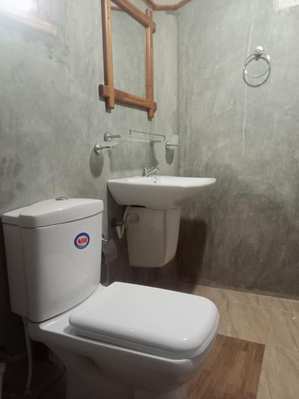 Thought Blooming Hotel Udawalawe Ngoại thất bức ảnh